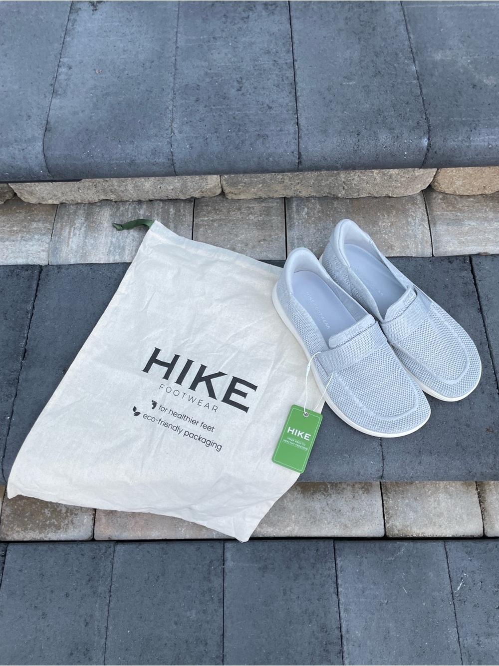 NWT Hike Valenza Hands-Free Knit Upper Barefoot Shoe -Size 7 with Duster Bag
